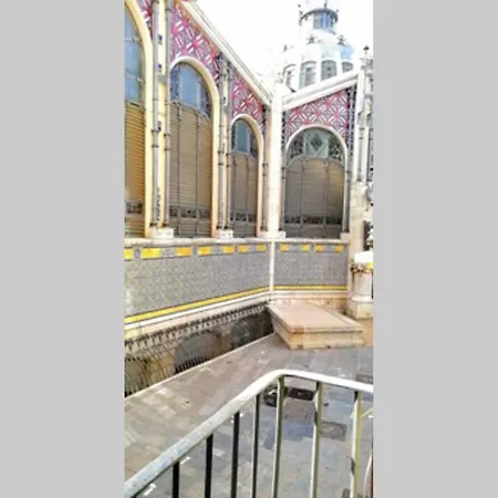 Precioso Frente Del Mercado Appartamento Valenza